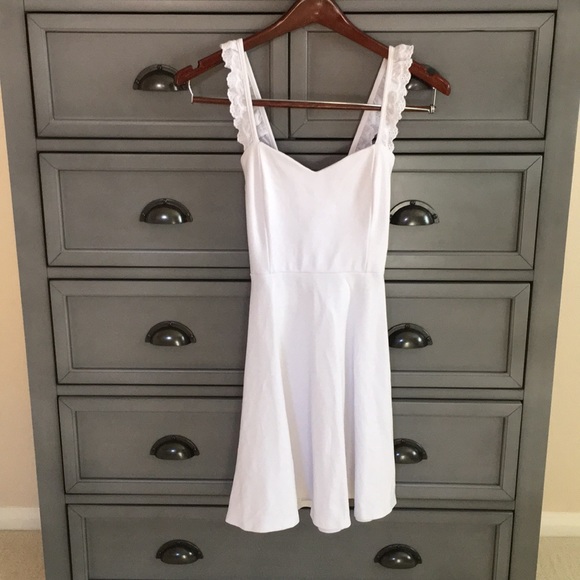 Lulus Dresses & Skirts - Lulus Dress